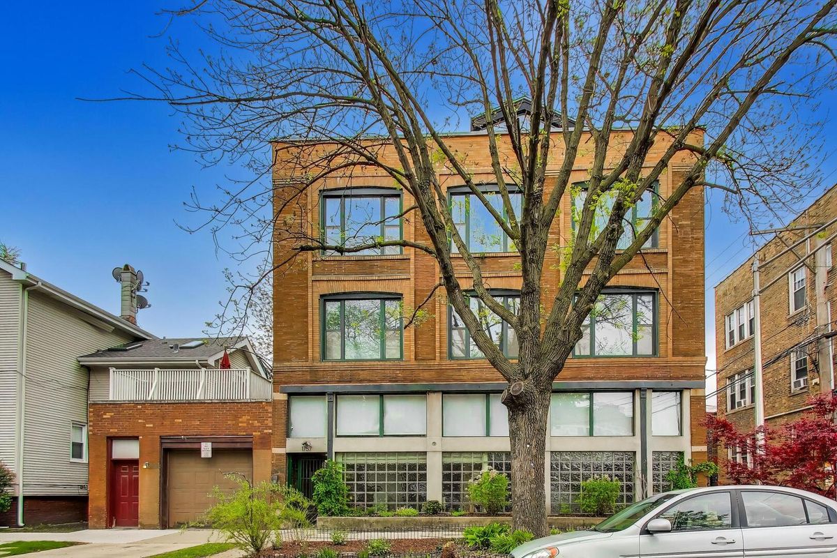 1757 SUNNYSIDE Avenue, Chicago, IL 60640