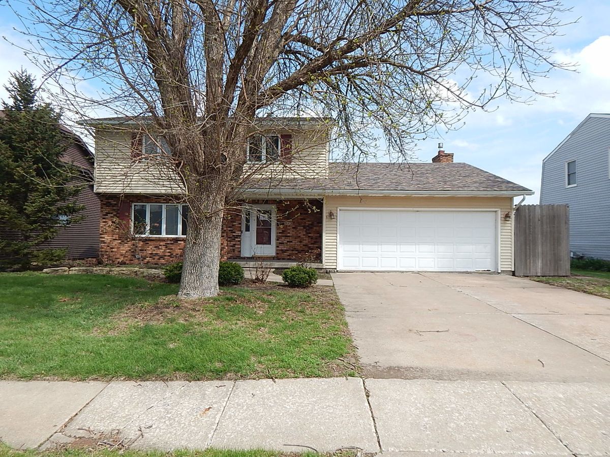 513 7th Street, Eldridge, IA 52748