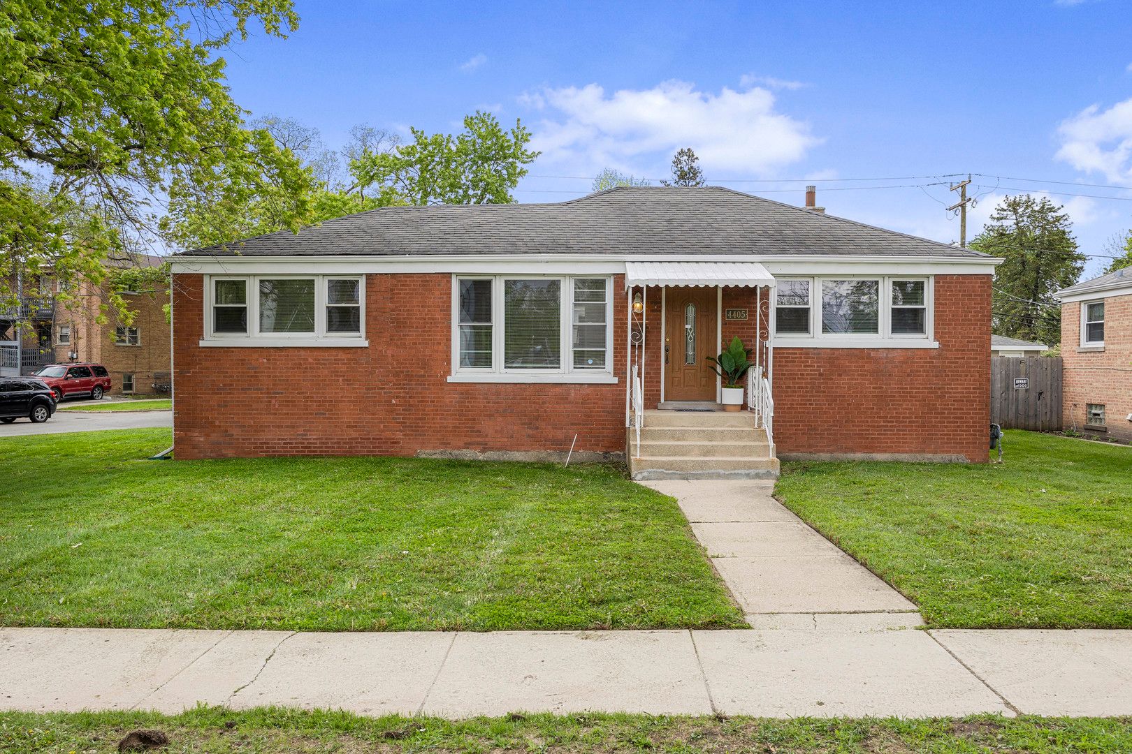 4405 Butterfield Road — Hillside, IL 60162
