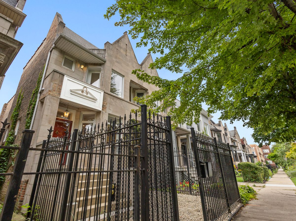 6505 WOODLAWN Avenue, Chicago, IL 60637