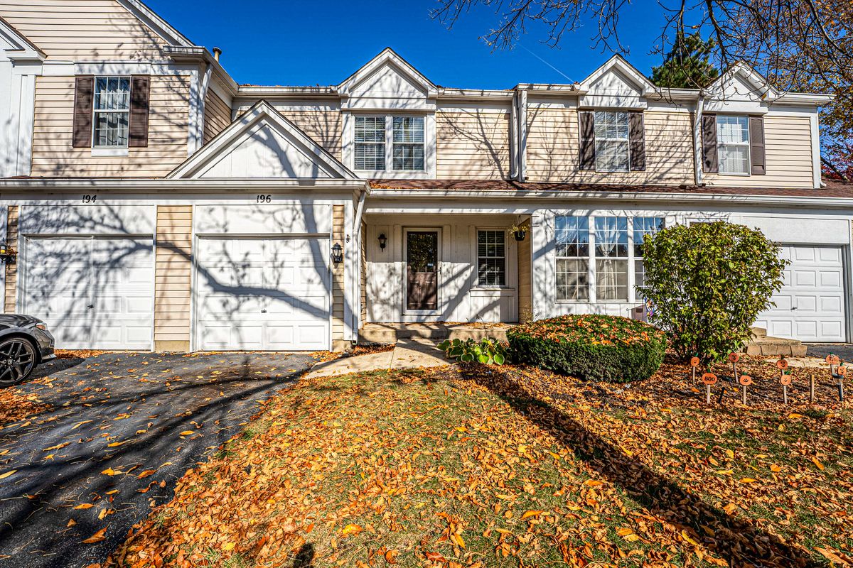 196 Park Ridge Lane, Aurora, IL 60504