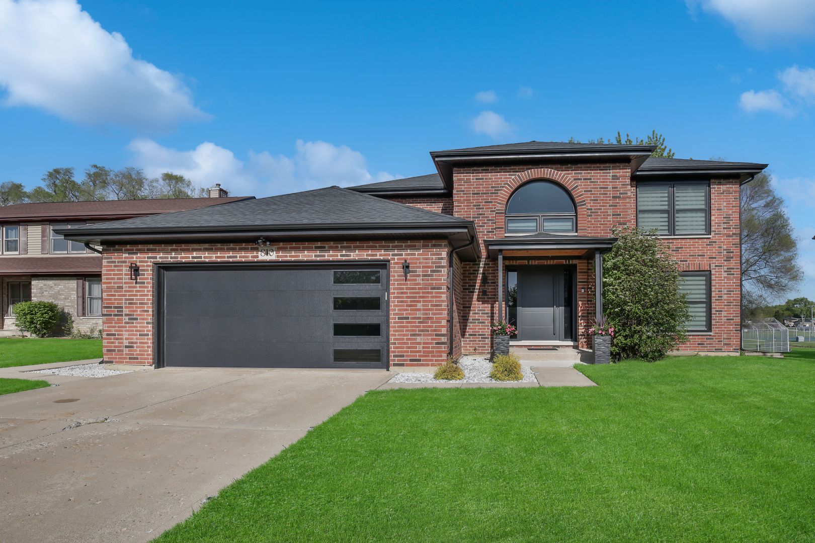 810 Kent Circle — Bartlett, IL 60103
