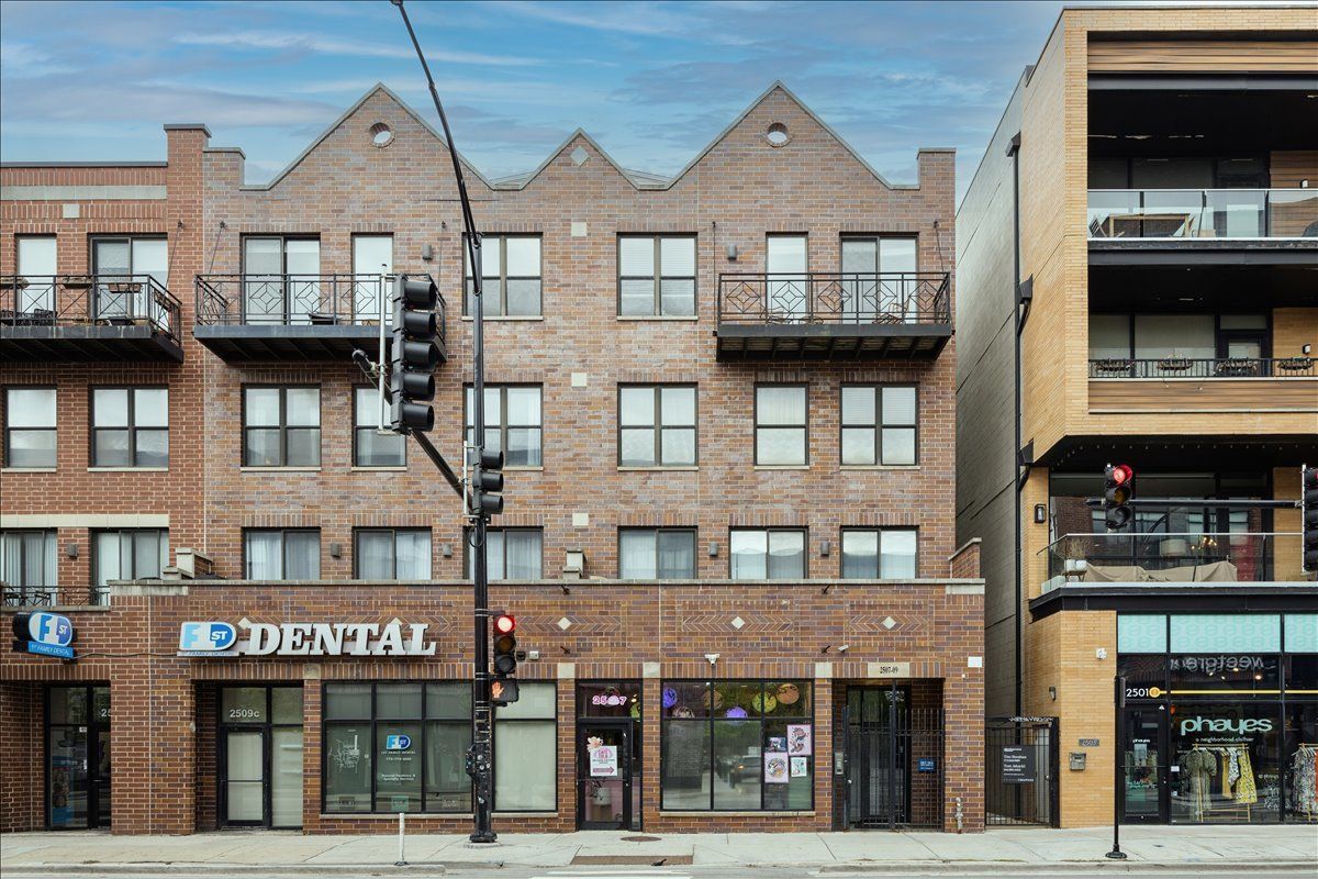 2509 Milwaukee Avenue, Chicago, IL 60647