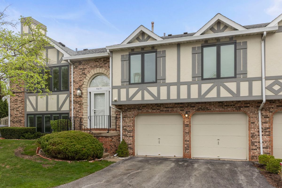 9371 Windsor Parkway, Tinley Park, IL 60487
