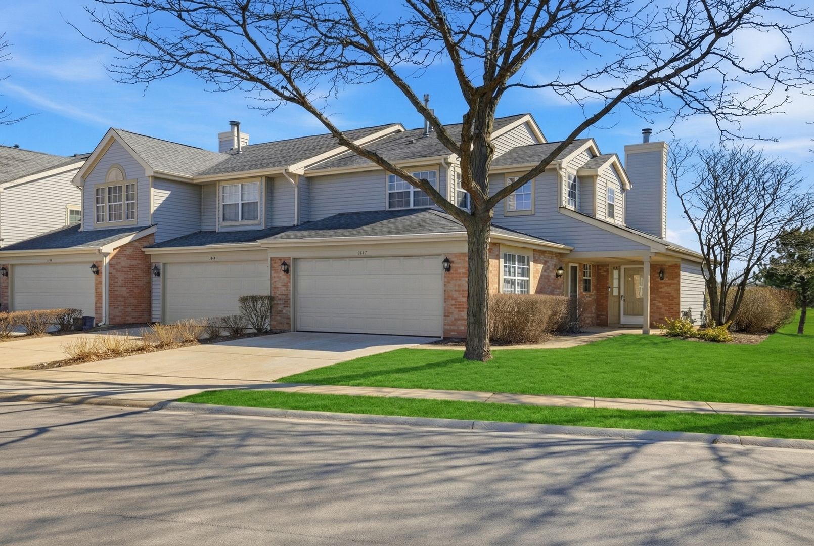 1447 Club Drive #A — Glendale Heights, IL 60139