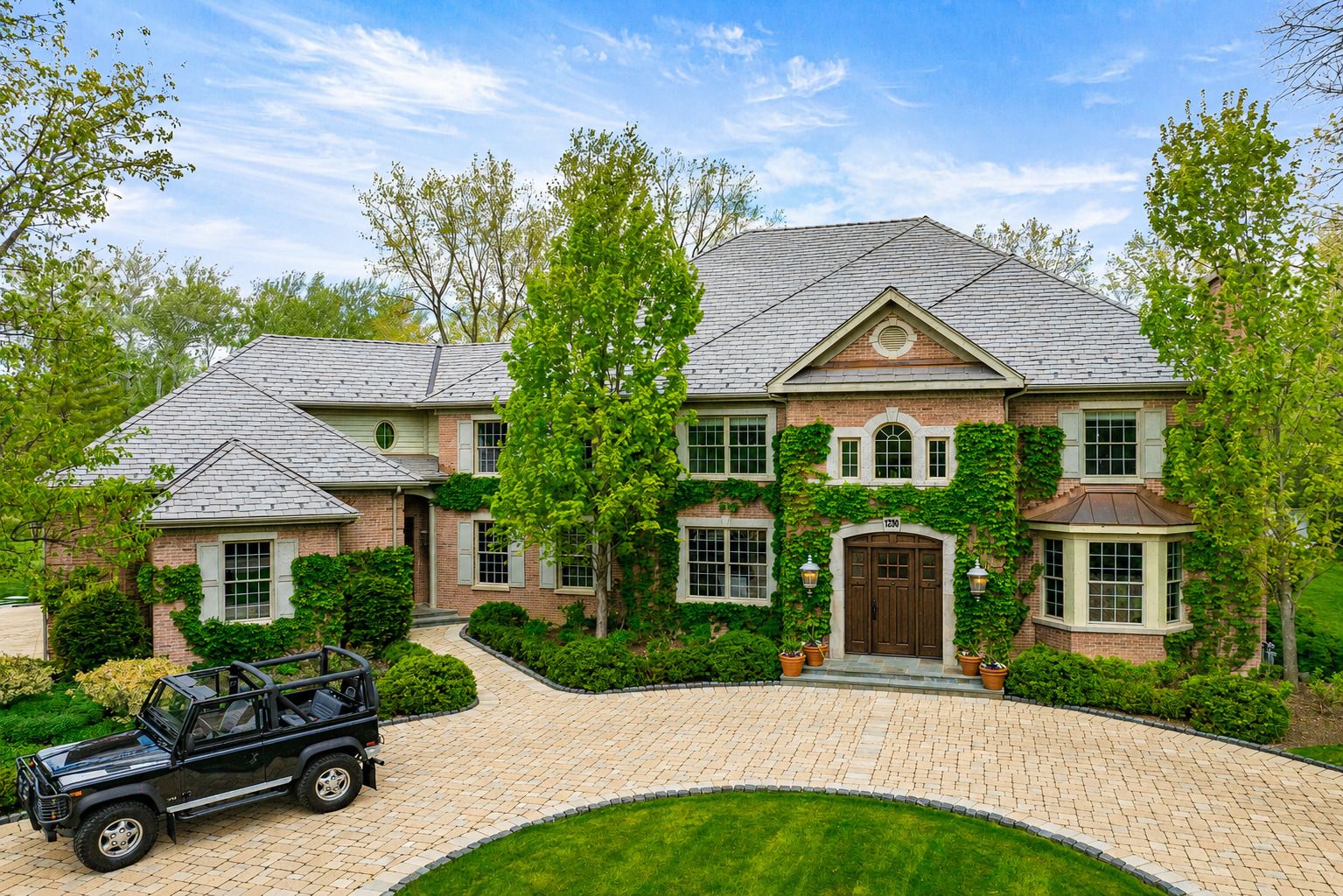 1230 Conway Road — Lake Forest, IL 60045