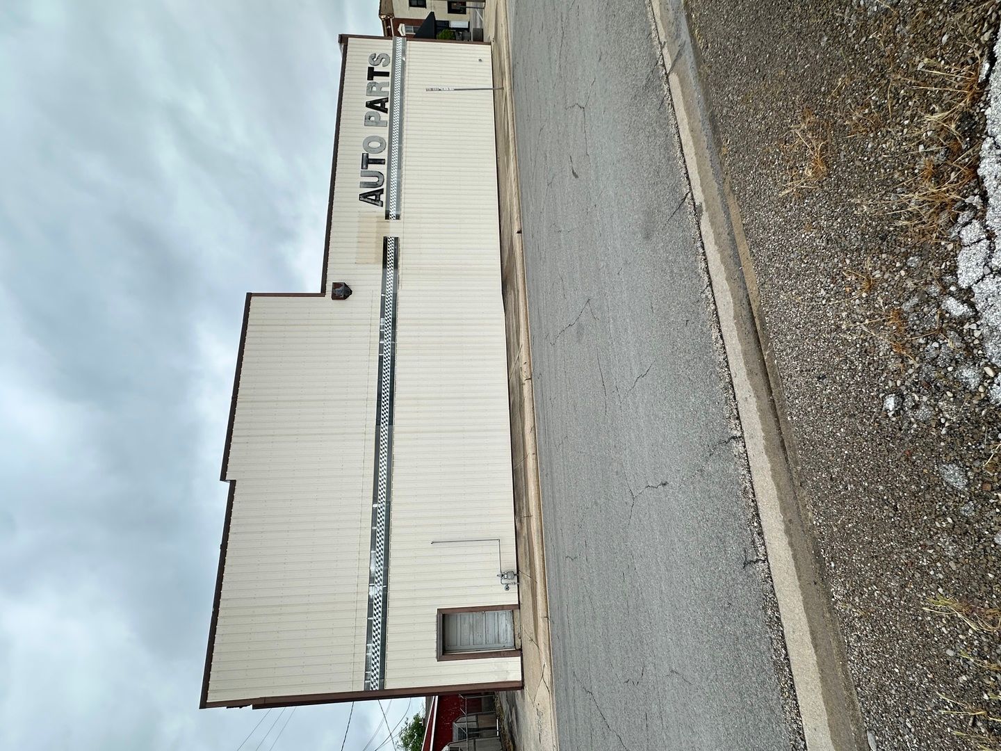 1 West Main Street — Duquoin, IL 62832