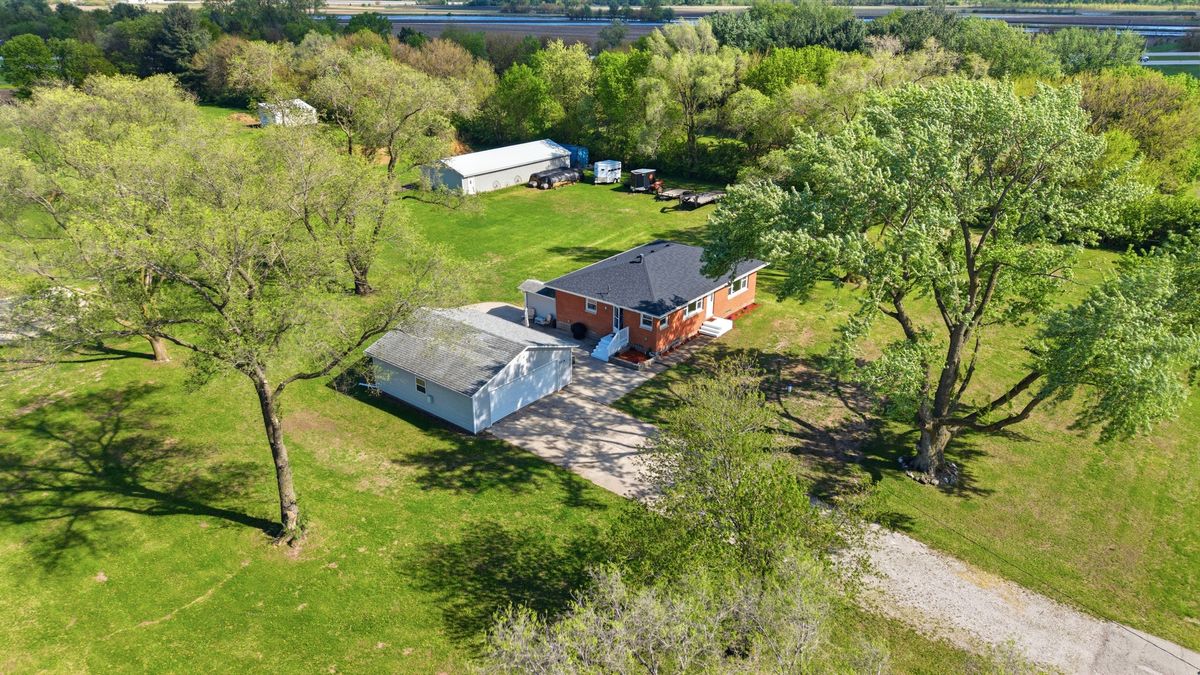 3219 265th Street N, Hillsdale, IL 61257