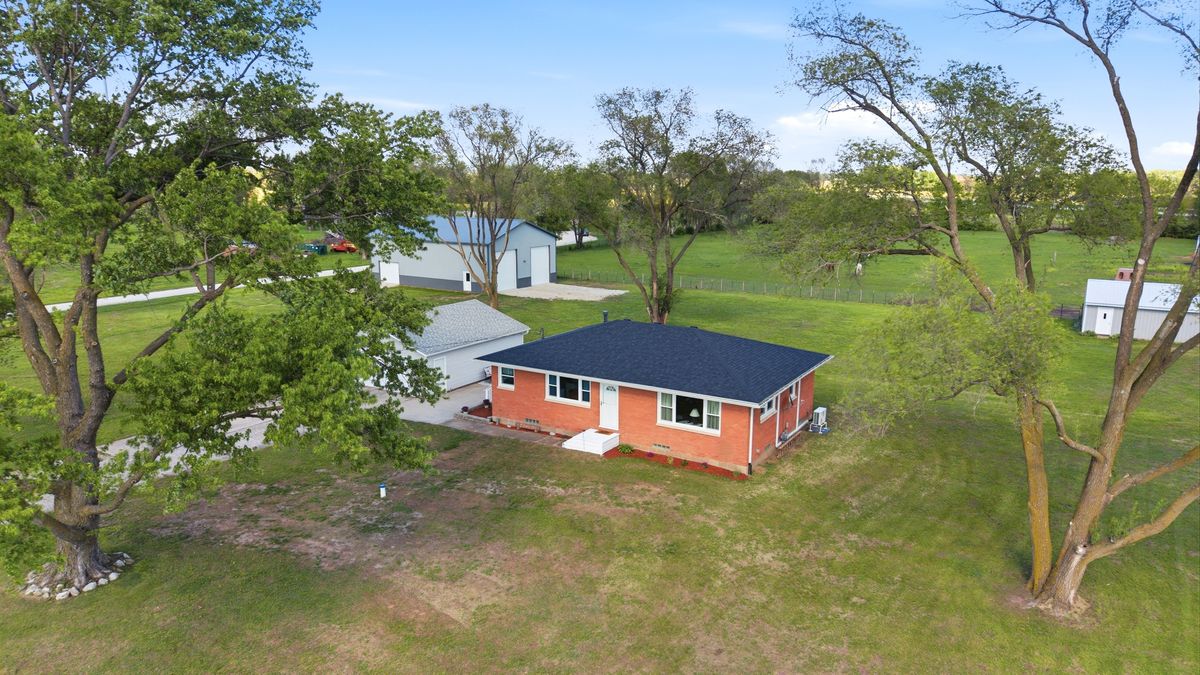 3219 265th Street, Hillsdale, IL 61257