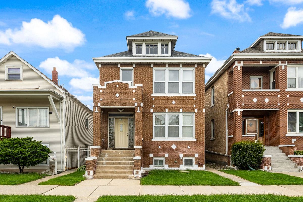 4749 Keeler Avenue, Chicago, IL 60632