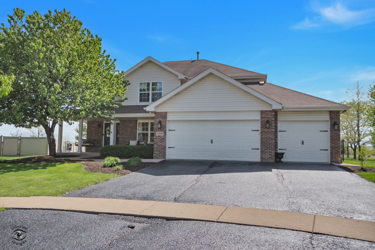 24518 Shawnee Lane, Manhattan, IL 60442