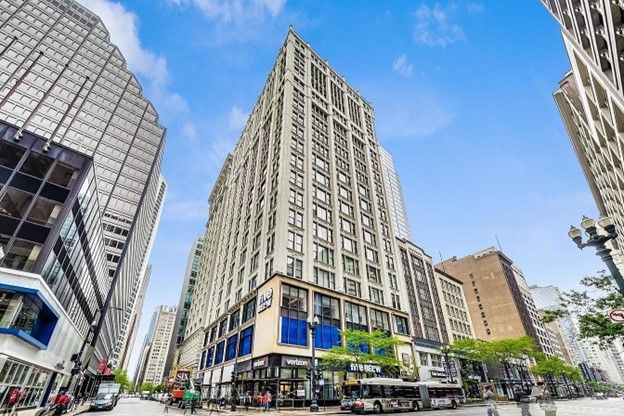 8 W Monroe Street #1105 — Chicago, IL 60603