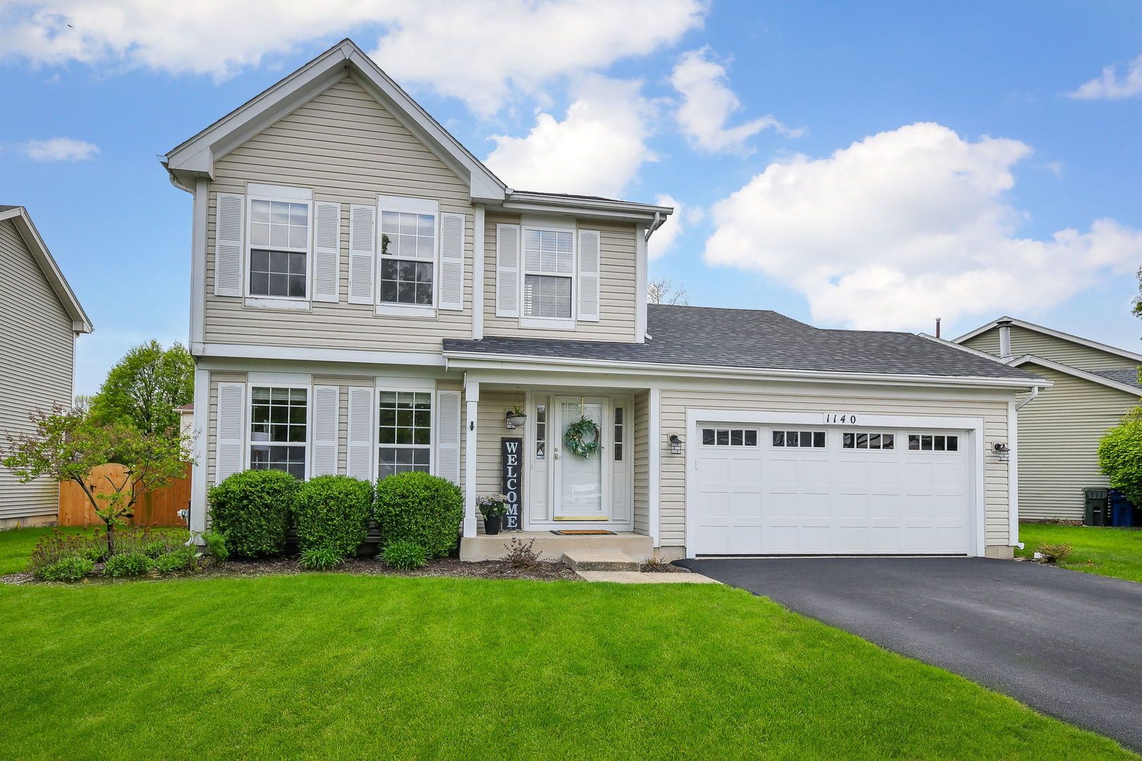 1140 Lakewood Circle — Naperville, IL 60540
