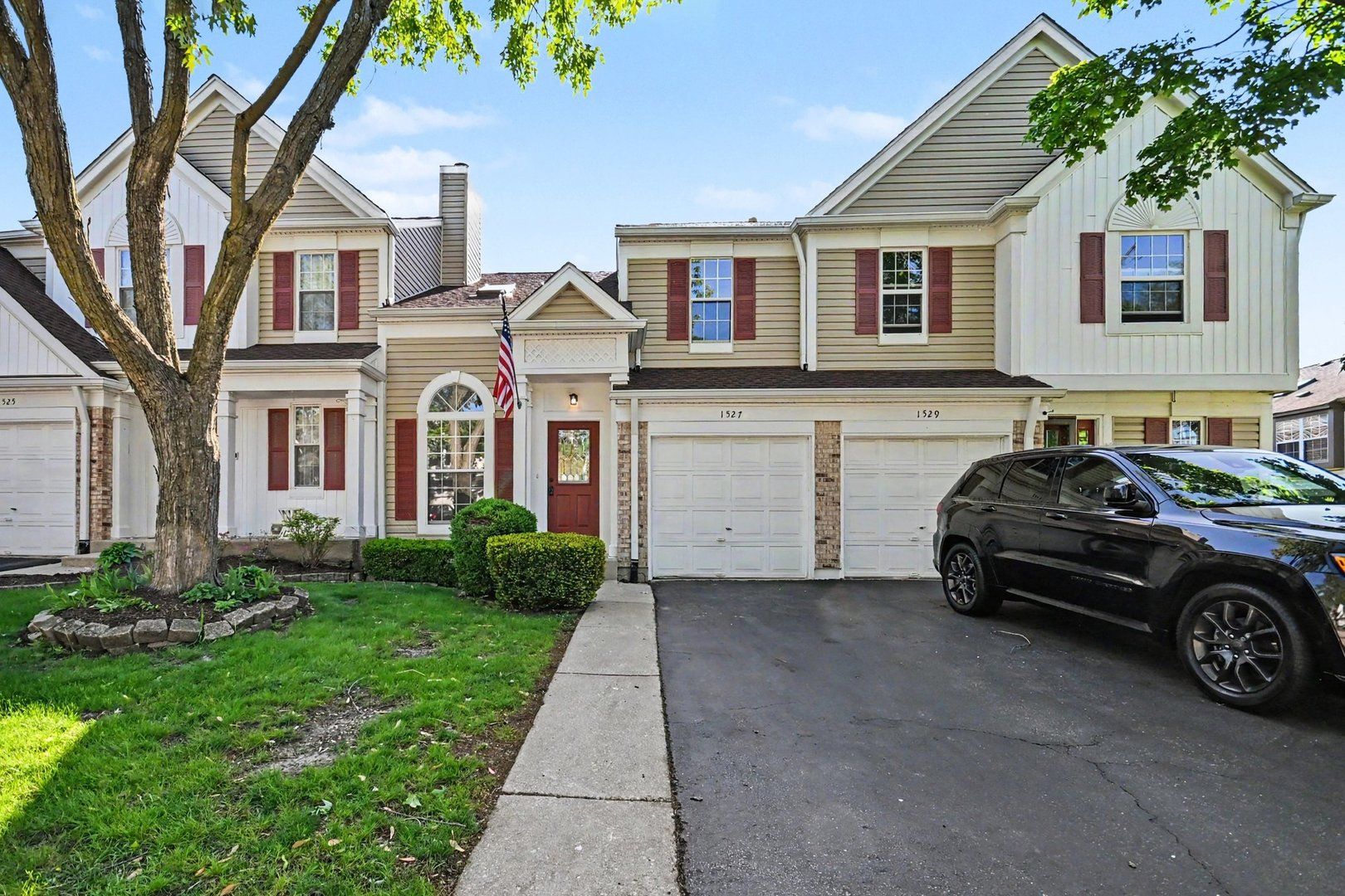 1527 Harvest Lane — Westmont, IL 60559
