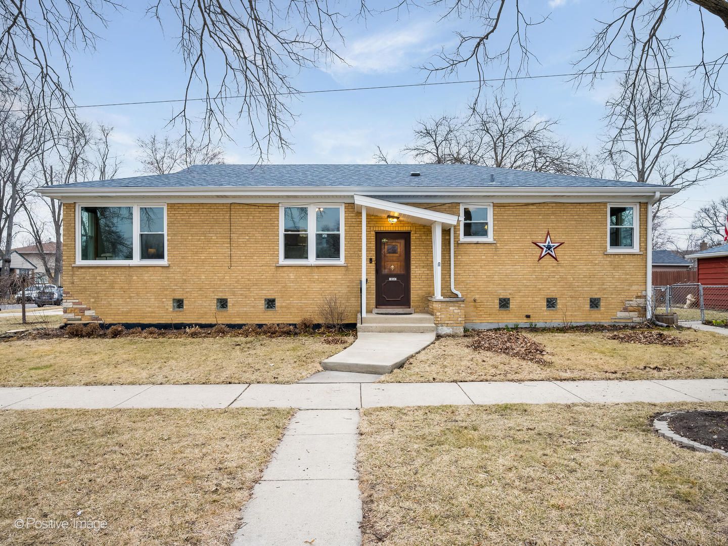 18547 Lexington Avenue — Homewood, IL 60430
