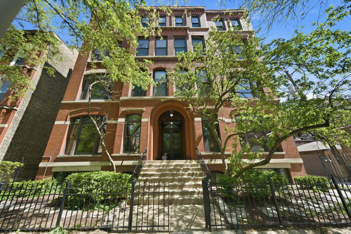 2019 Sheffield Avenue, Chicago, IL 60614