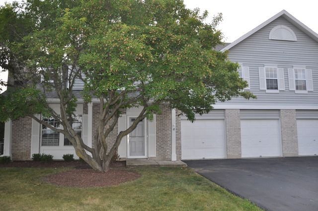 101 Oakhurst Drive, Aurora, IL 60504