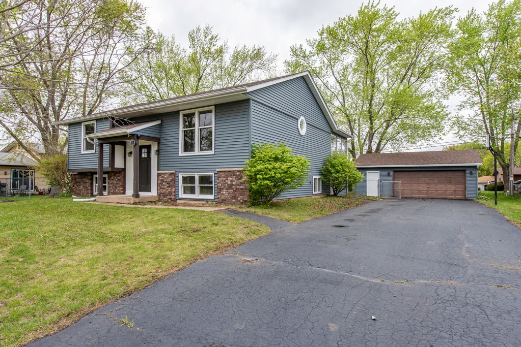 1826 Willow Road, Twin Lakes, WI 53181