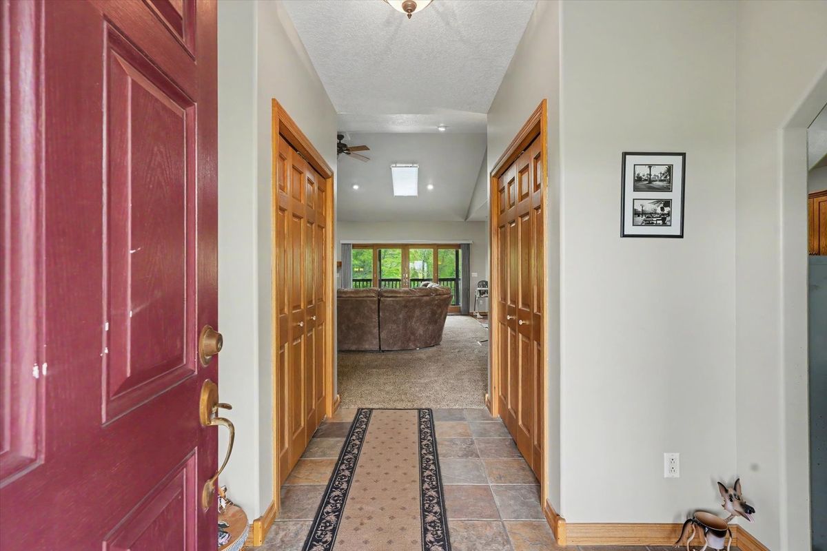 724 Hilvety Road, Moweaqua, IL 62550