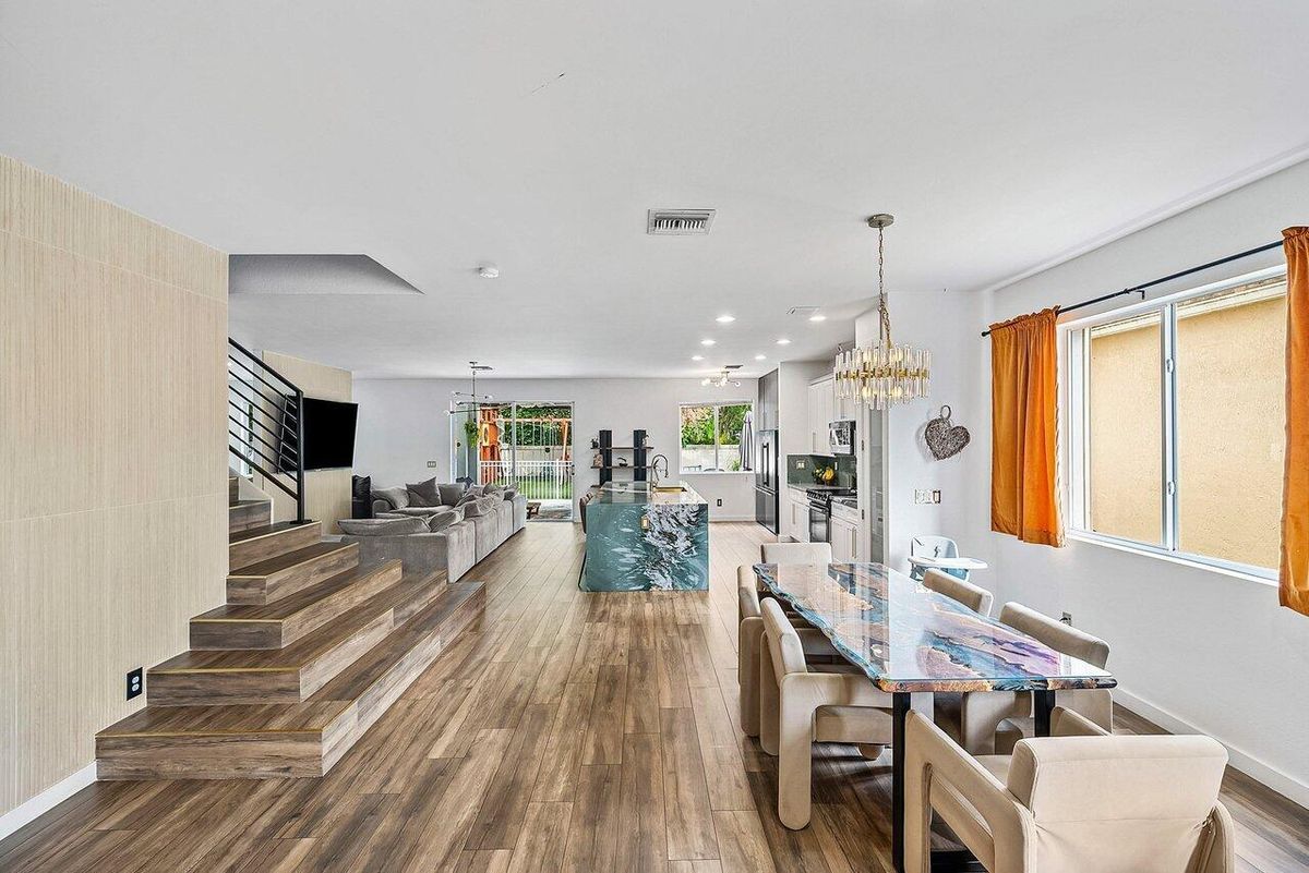 10223 Boca Vista Drive, Boca Raton, FL 33498