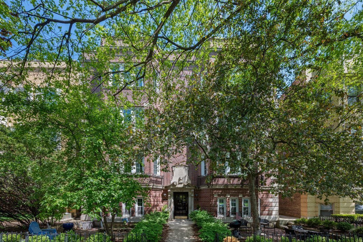 927 Hinman Avenue, Evanston, IL 60202