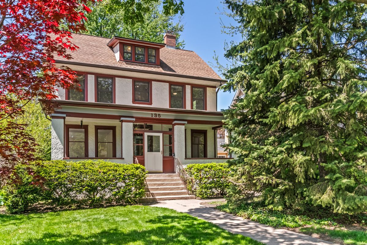 135 Cuyler Avenue, Oak Park, IL 60302