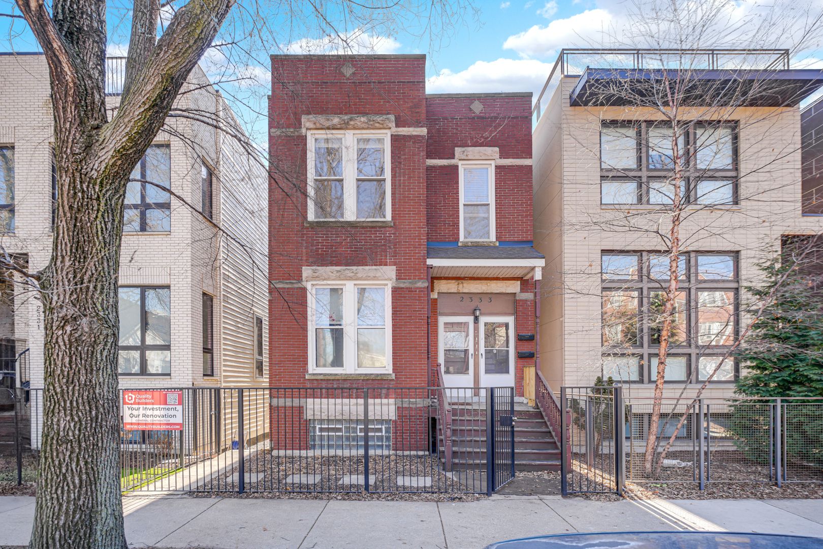 2333 W Montana Street — Chicago, IL 60647