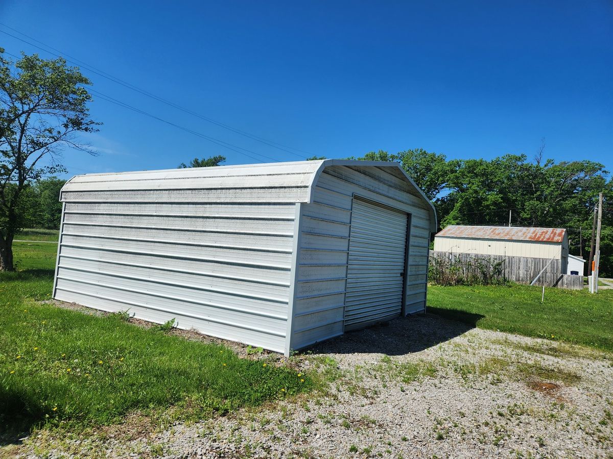1313 W Water Street, Pinckneyville, IL 62274