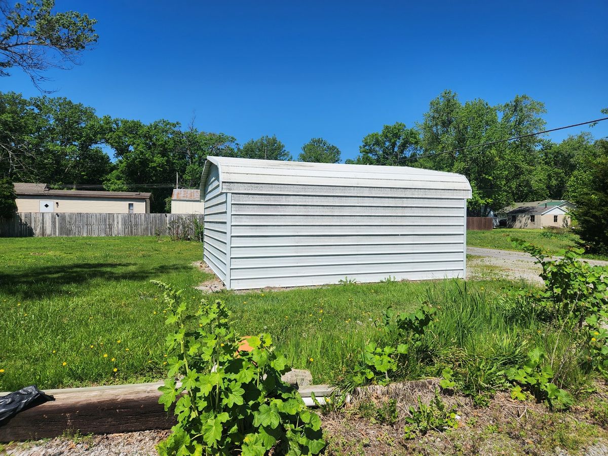 1313 W Water Street, Pinckneyville, IL 62274