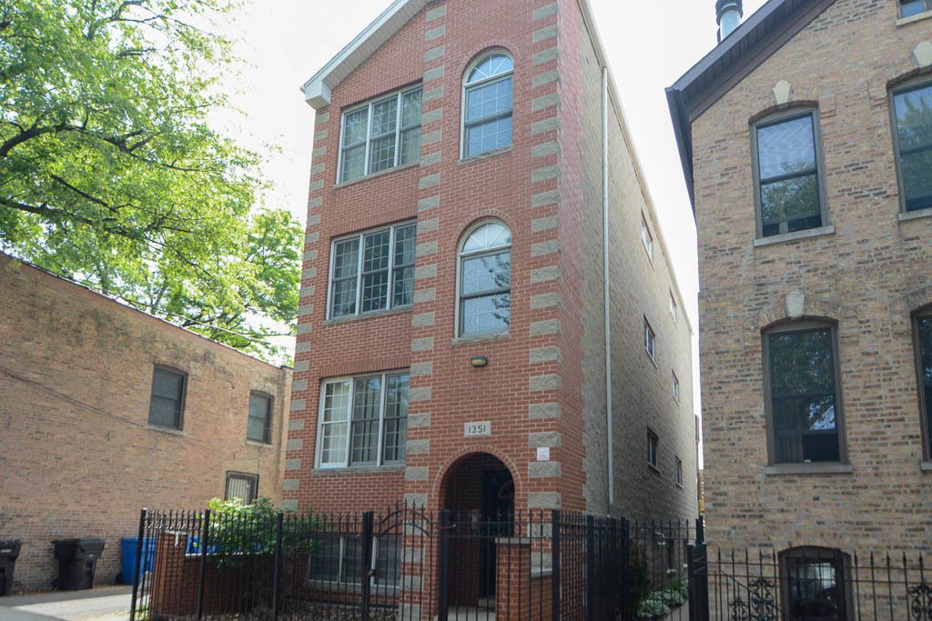 1351 WOLCOTT Avenue, Chicago, IL 60622
