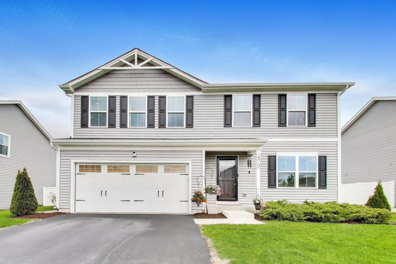 470 E Meadowdale Circle — Hampshire, IL 60140