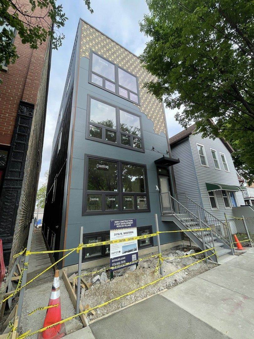 3116 N Western Avenue #2 — Chicago, IL 60618