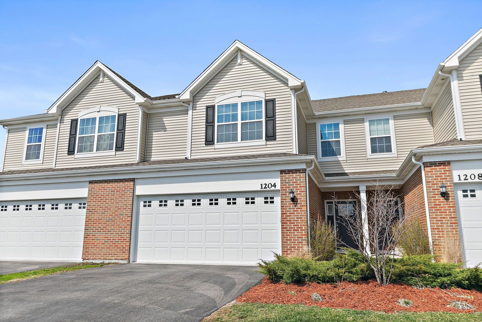 1204 Draper Road — McHenry, IL 60050
