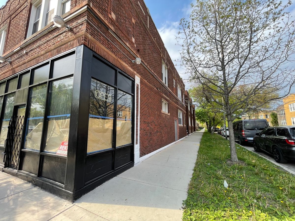 4910 ARMITAGE Avenue, Chicago, IL 60639