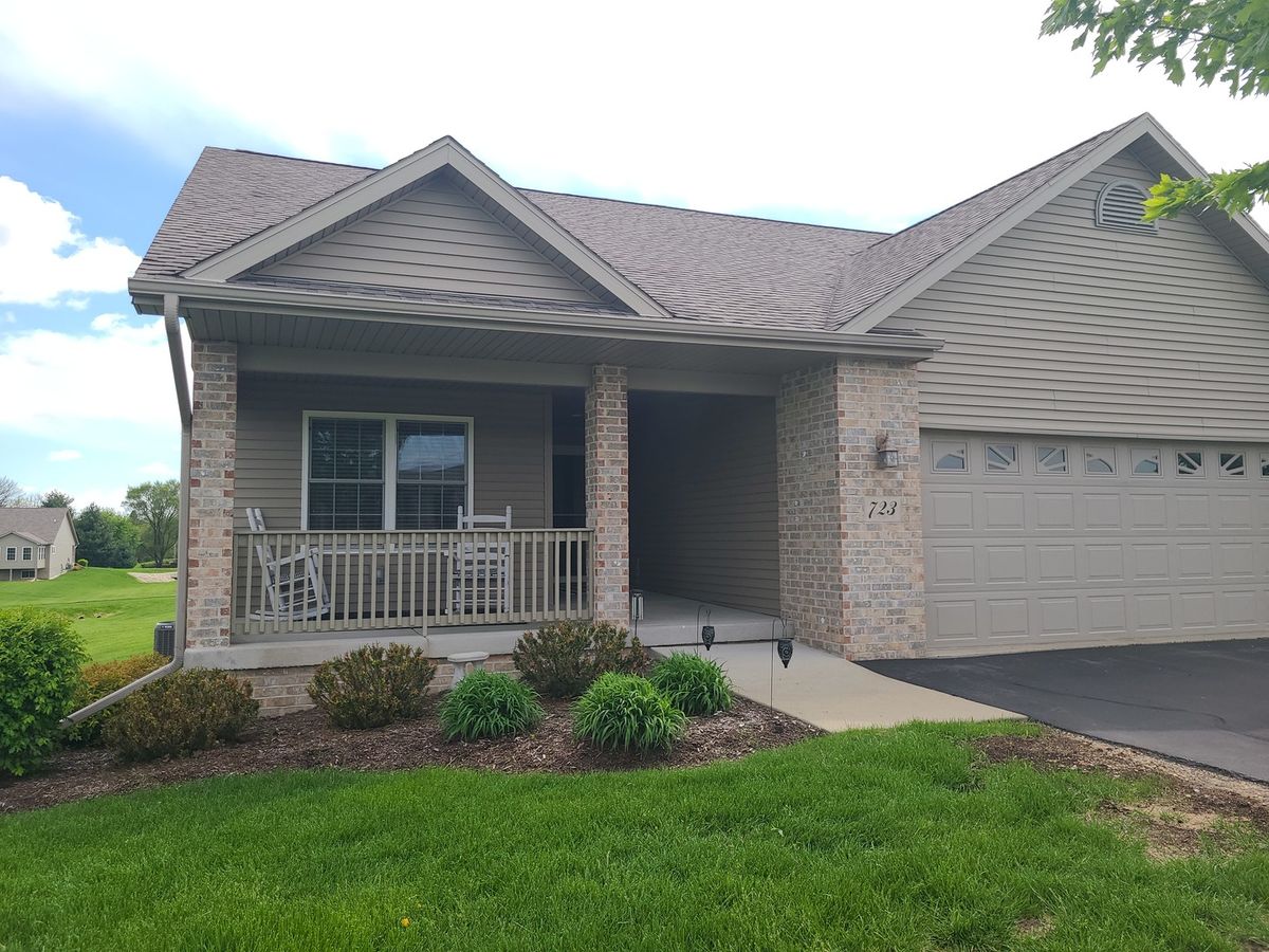 723 Yingling Drive, Dixon, IL 61021