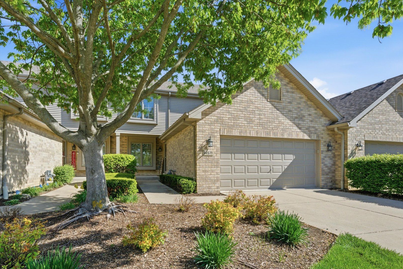 14571 Albany Avenue — Lemont, IL 60439