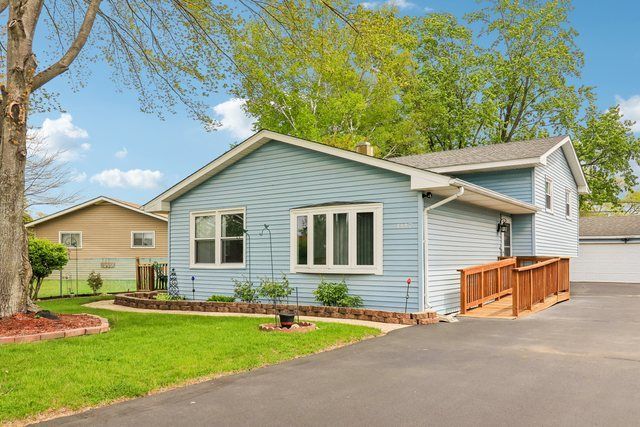 1117 Crescent Court, Round Lake Beach, IL 60073