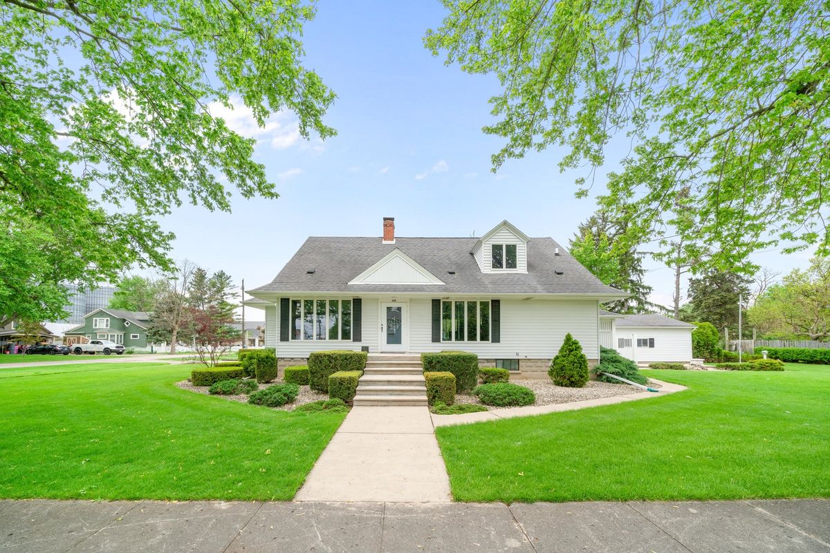 200 Liberty Street, Leland, IL 60531