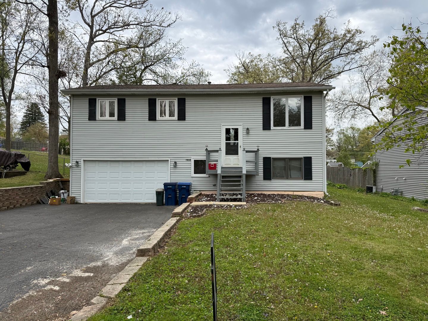 8910 Memory Trail — Wonder Lake, IL 60097