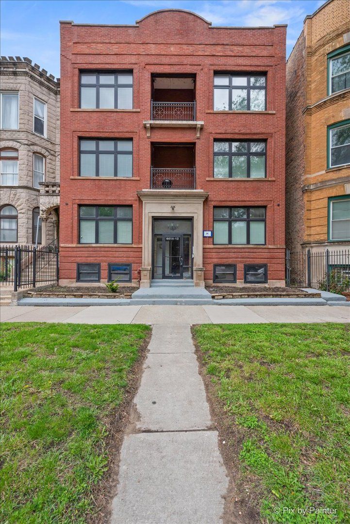 4412 Prairie Avenue, Chicago, IL 60653