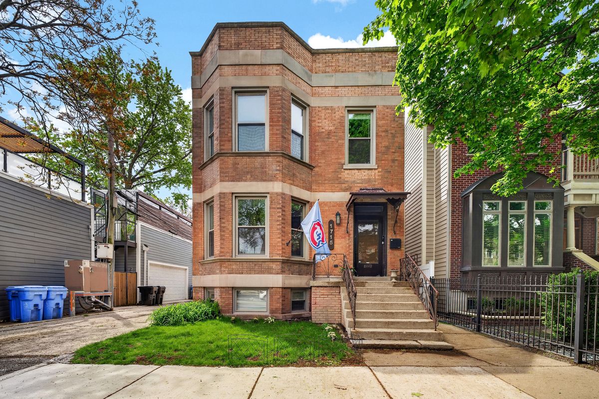 1715 Balmoral Avenue, Chicago, IL 60640