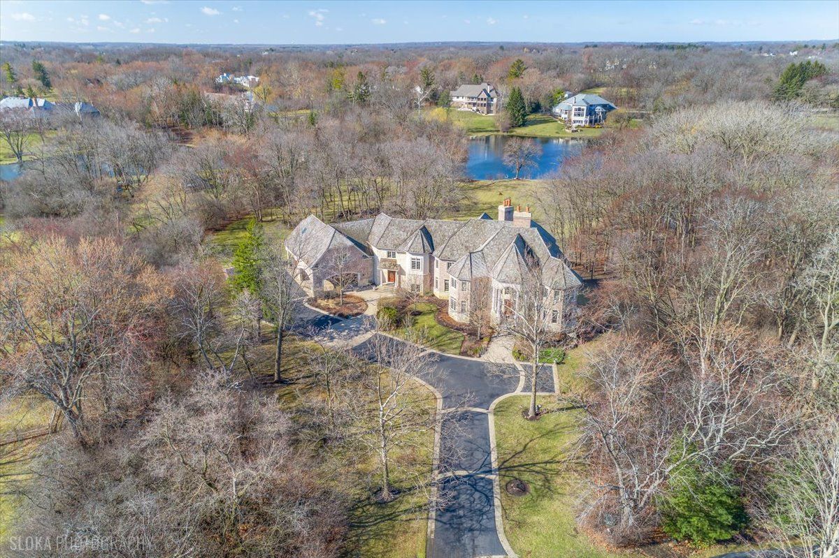 414 Dana Lane — Barrington Hills, IL 60010