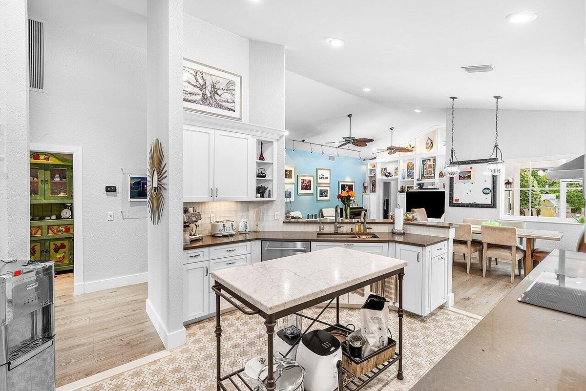 3010 Hampton Circle, Boca Raton, FL 33434