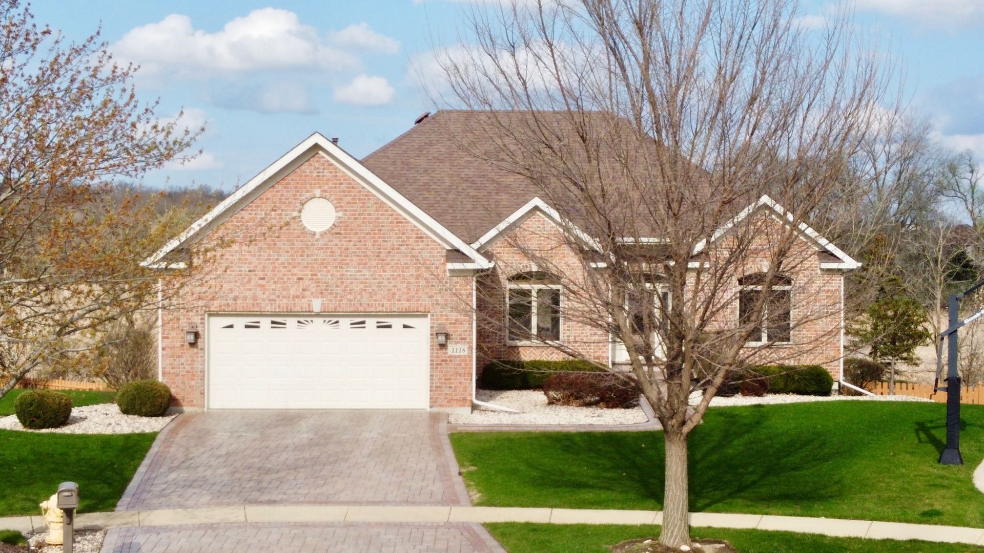 1118 Beachwood Court — Antioch, IL 60002