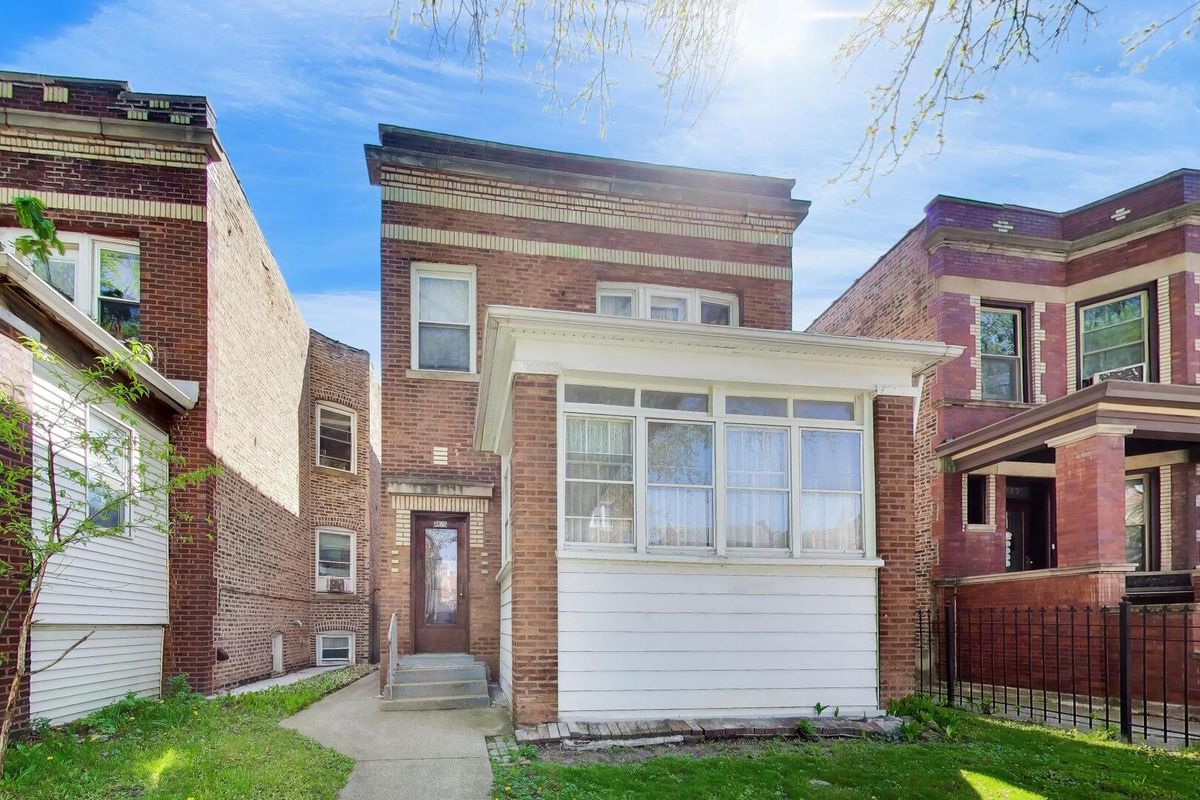 4925 TROY Street, Chicago, IL 60625