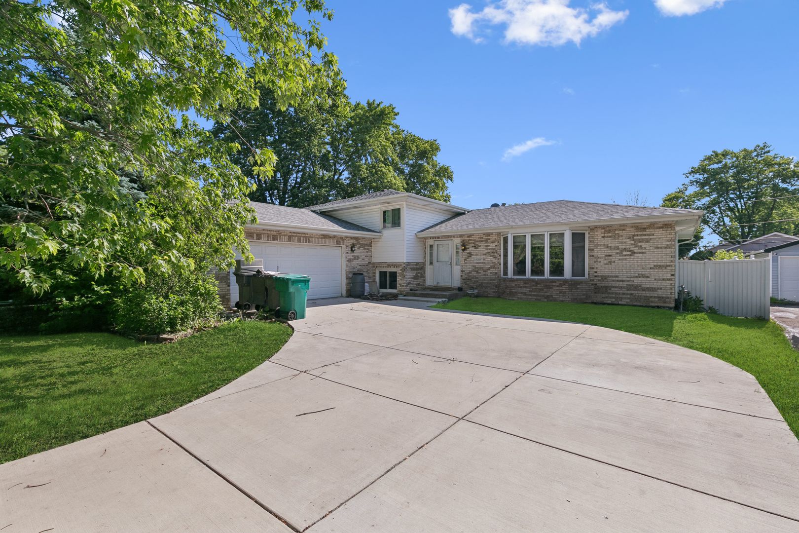 16803 92nd Avenue — Orland Hills, IL 60487