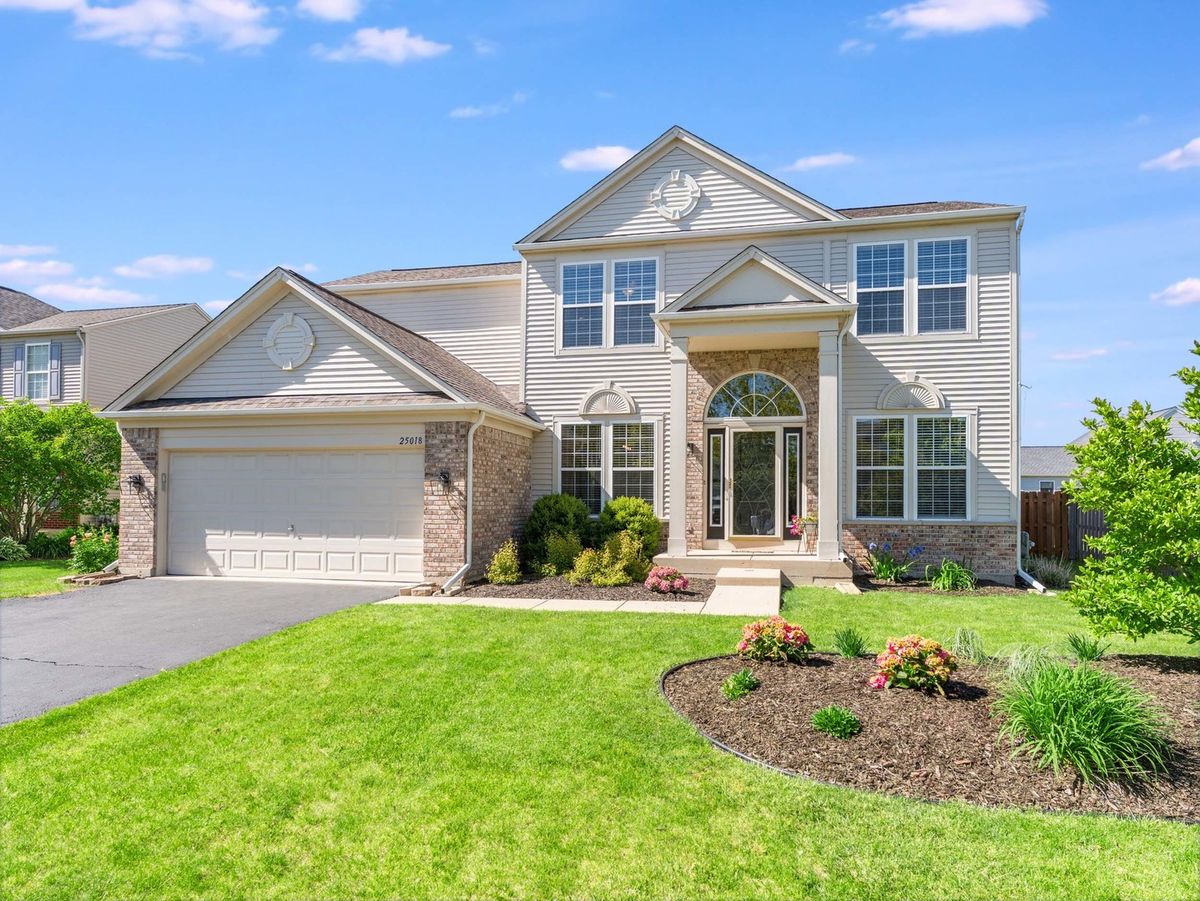25018 Armstrong Lane, Plainfield, IL 60585