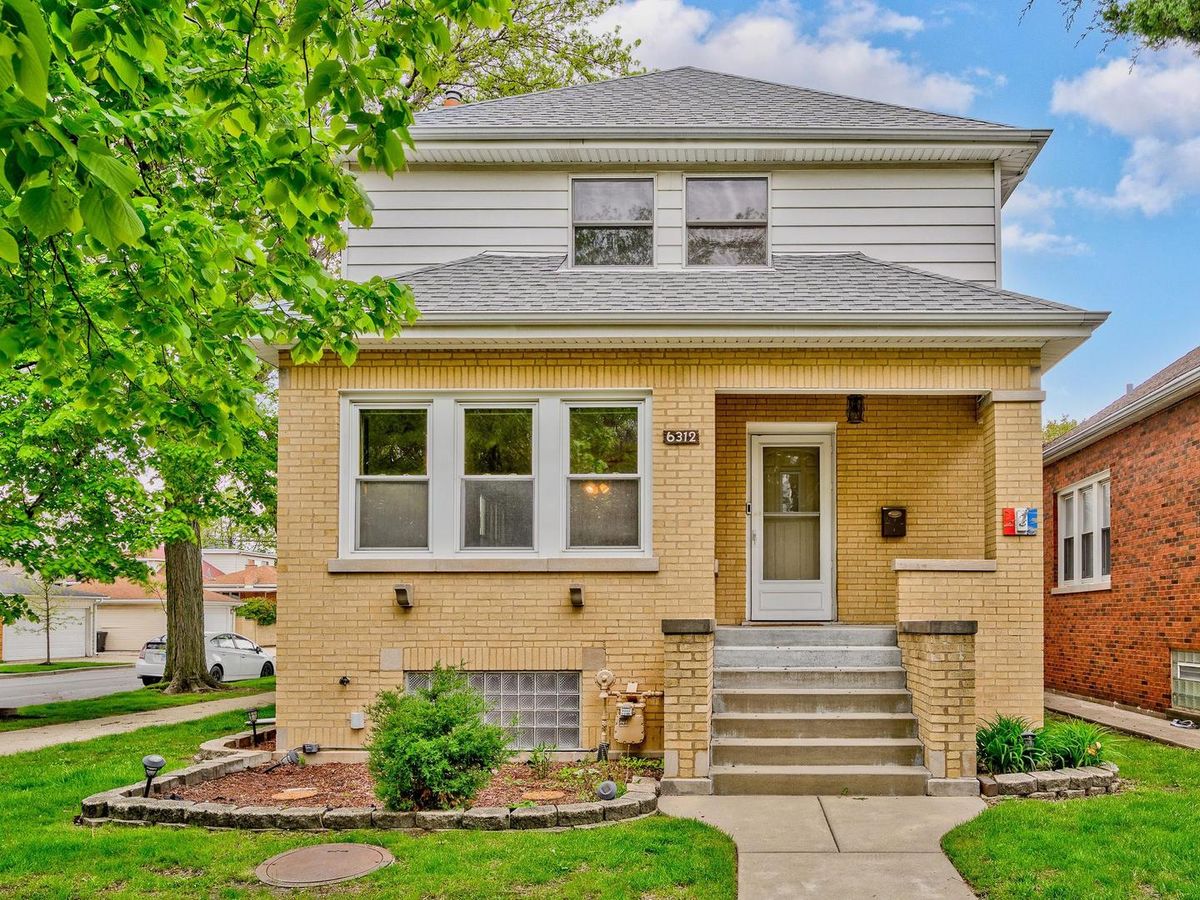 6312 Hyacinth Street, Chicago, IL 60646