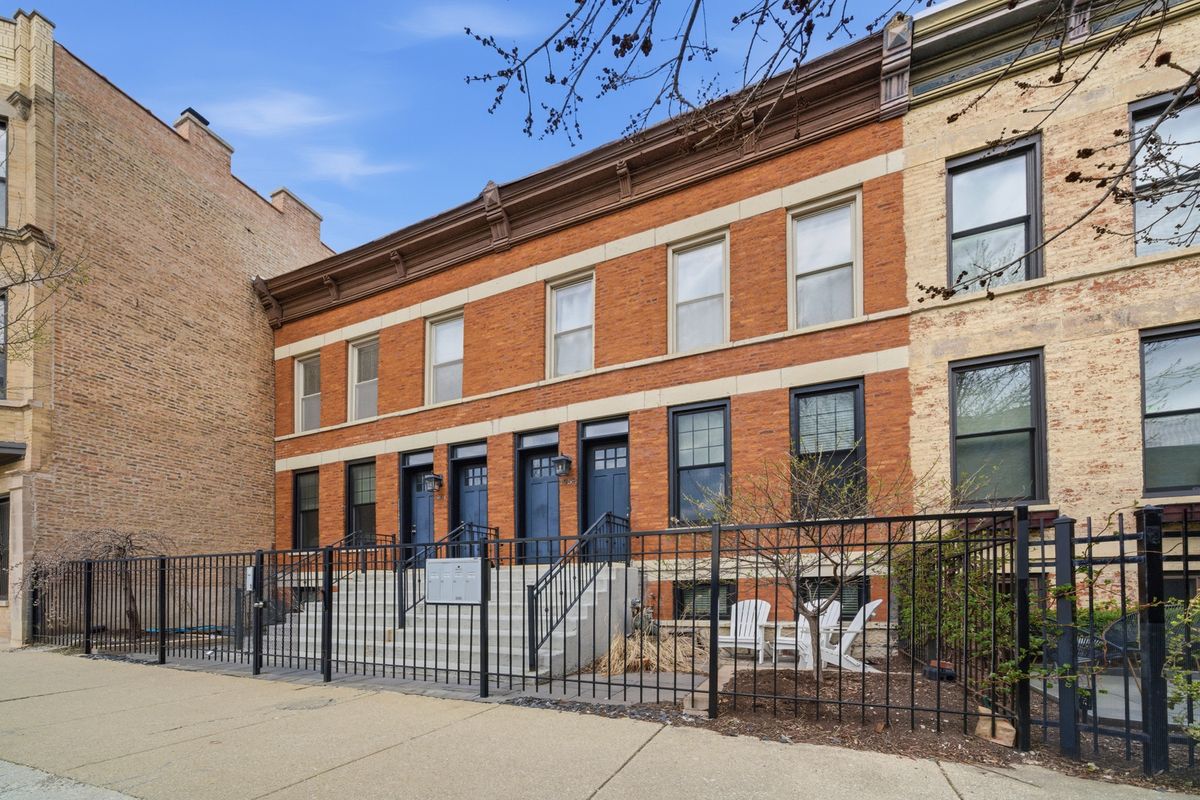 1959-1961 Wilmot Avenue, Chicago, IL 60647