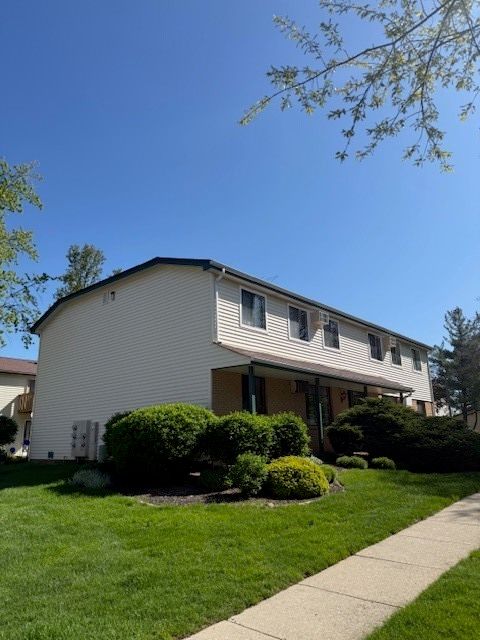 8328 Oak Leaf Drive, Woodridge, IL 60517
